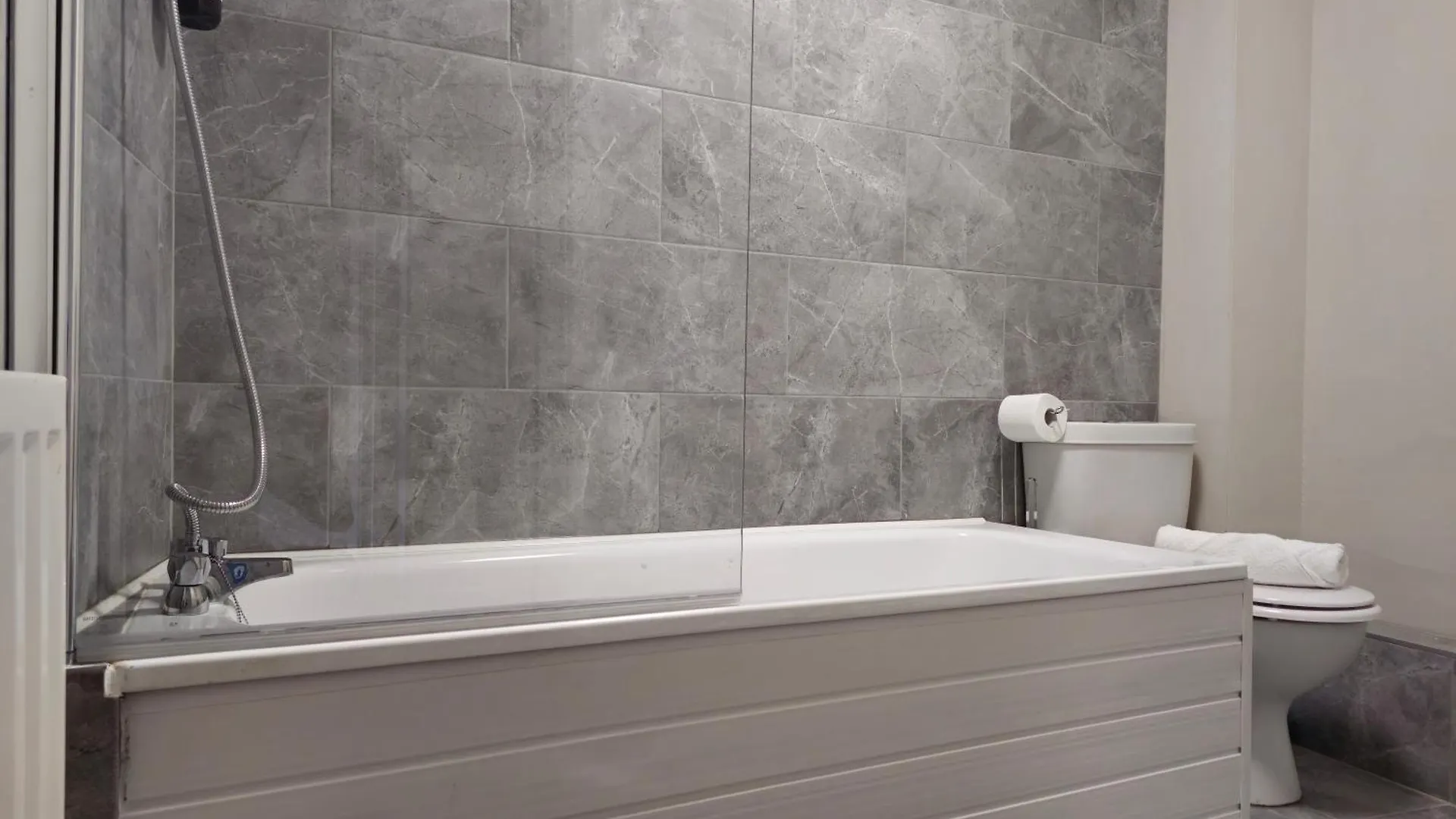 Modern Belfast City Centre Apartment 0*,  المملكة المتحدة